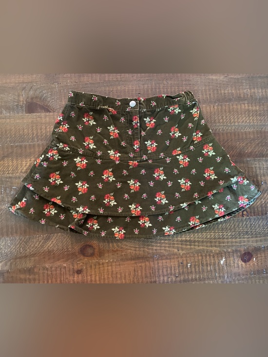 Gymboree Other - Floral Corduroy Tiered A-Line Skirt in Brown, Size 7